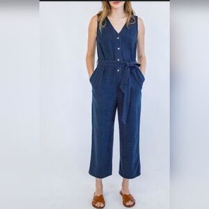 TROVATA California Elegant Navy Sleeveless Jumpsuit. 100% Cotton